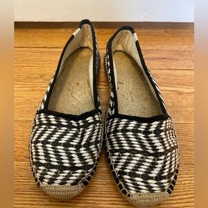 Soludos Revolve Women’s Black & White Raffia Low Cut Espadrilles - Size 39